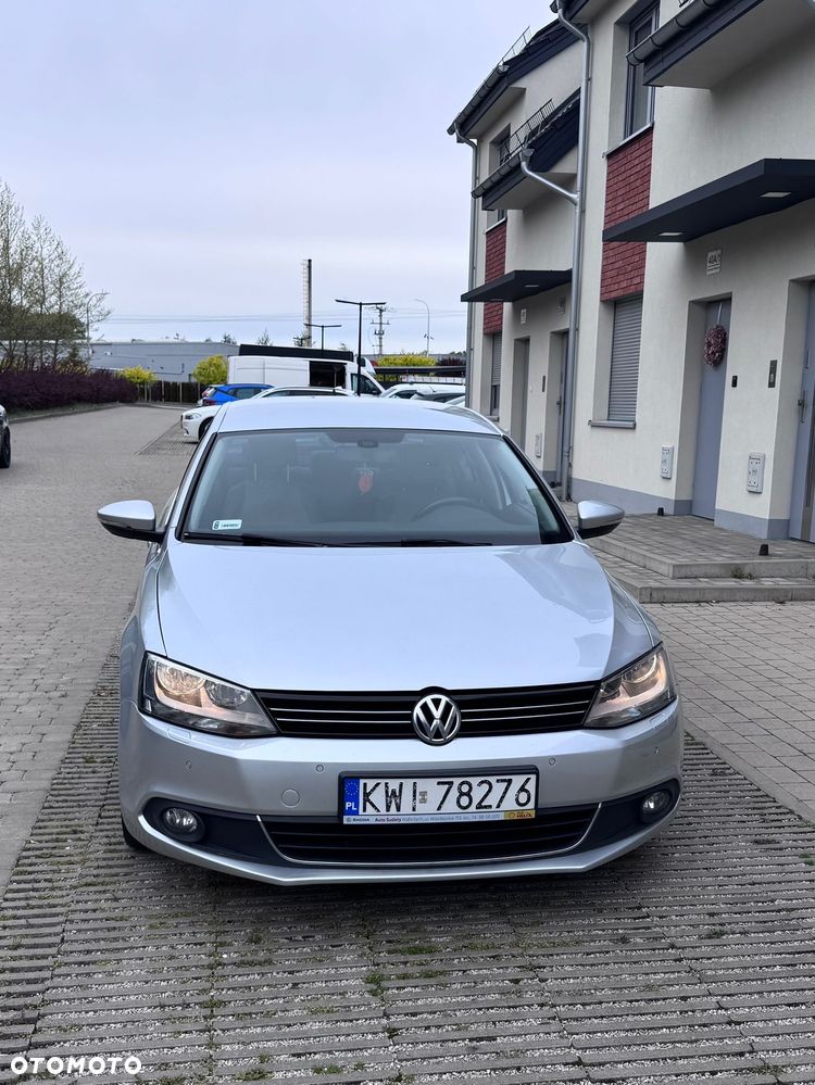 Volkswagen Jetta 2.0 TDI Comfortline - 1