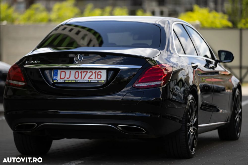 Mercedes-Benz C - 18