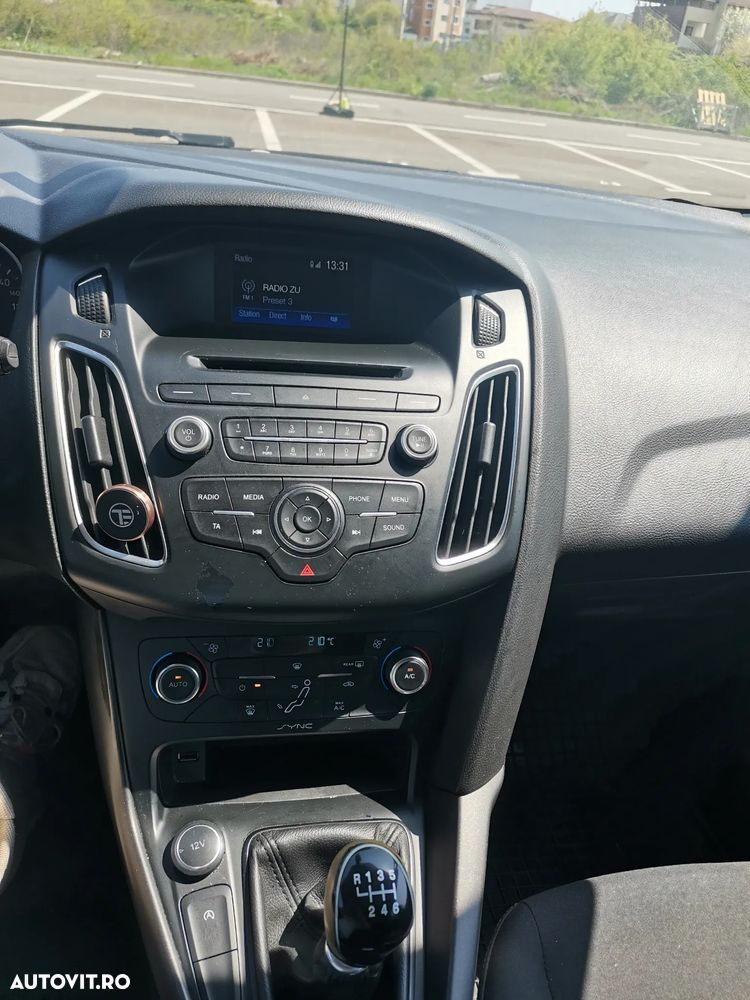 Ford Focus - 6