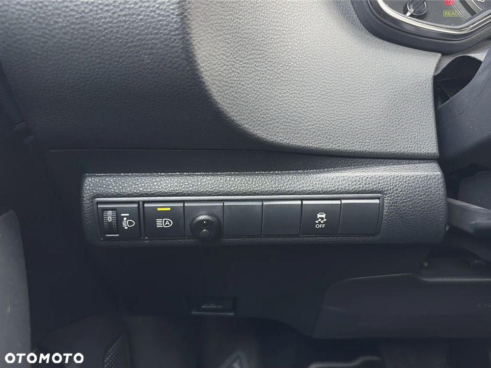 Toyota Corolla 1.8 Hybrid Comfort - 22