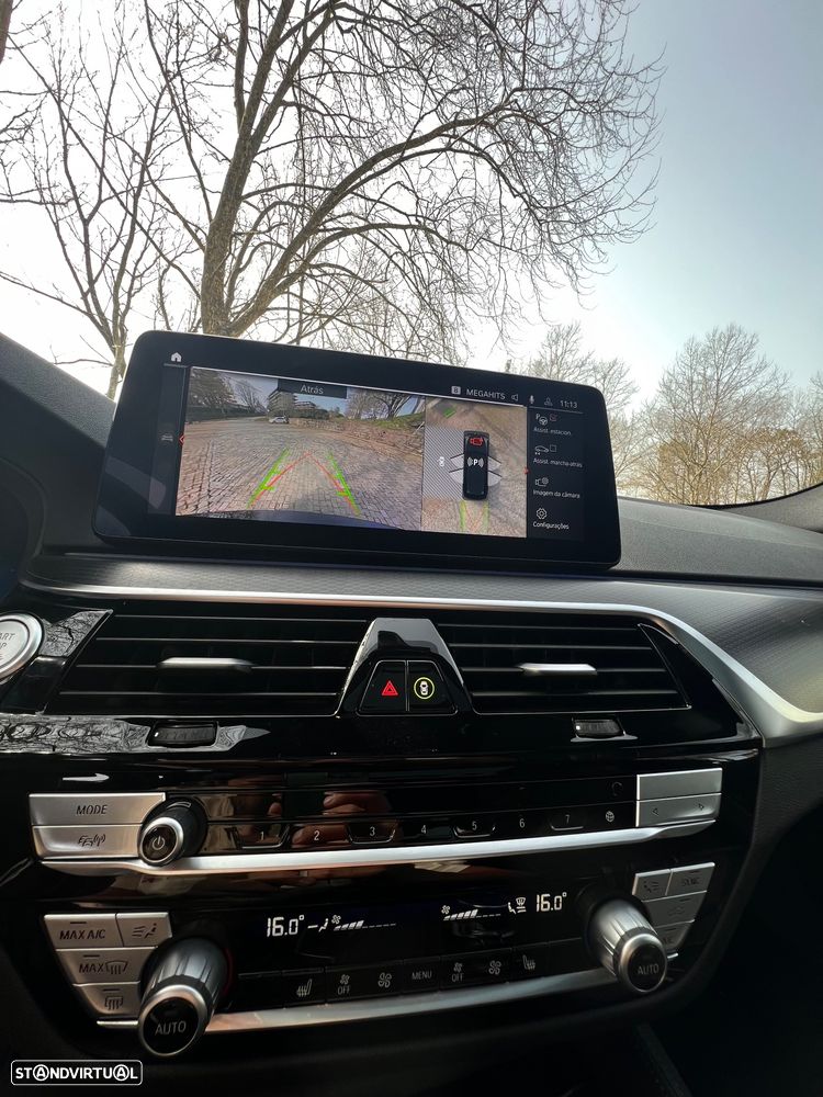 BMW 530 e Pack Desportivo M - 37