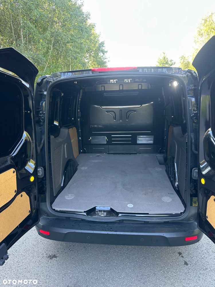 Ford Transit Connect - 9