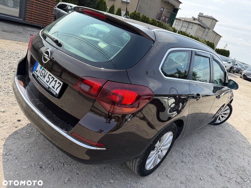 Opel Astra 1.4 Turbo - 22