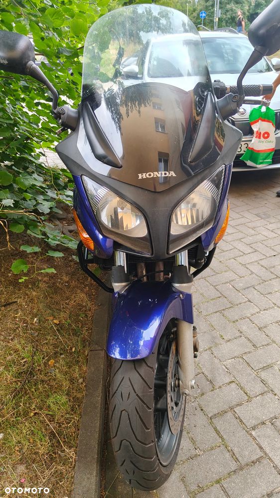 Honda CBF - 3