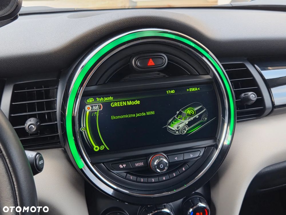 MINI Cooper Seven Chili - 29