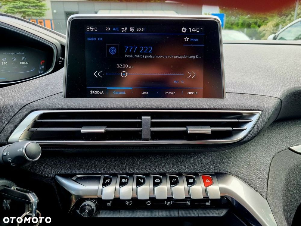 Peugeot 3008 1.5 BlueHDi Allure S&S - 19