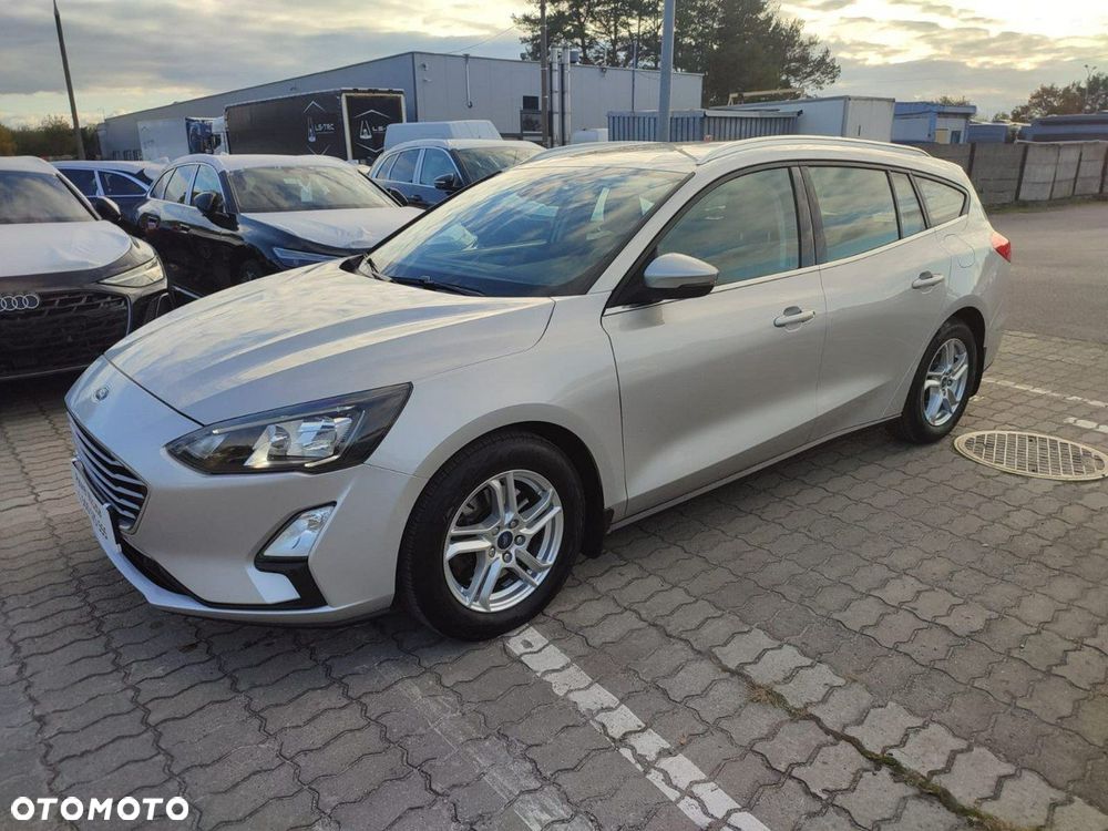 Ford Focus - 30