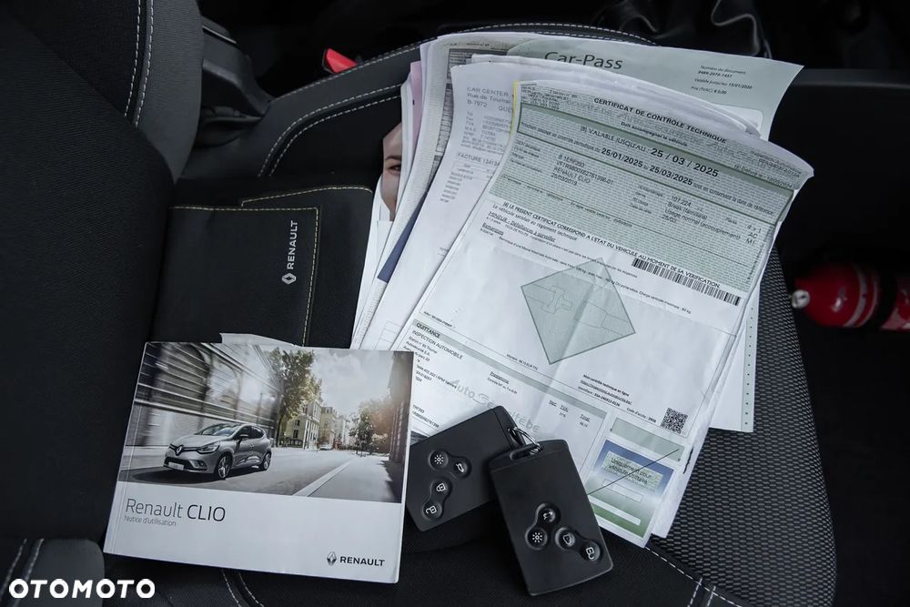Renault Clio - 31