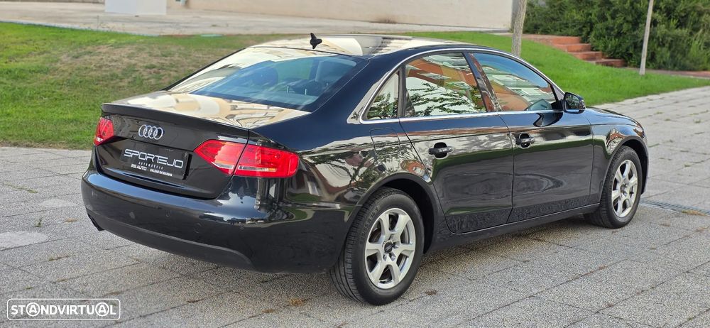 Audi A4 2.0 TDI exclusive - 4