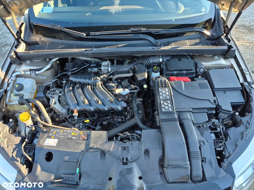 Renault Megane 1.6 SCe Life - 17