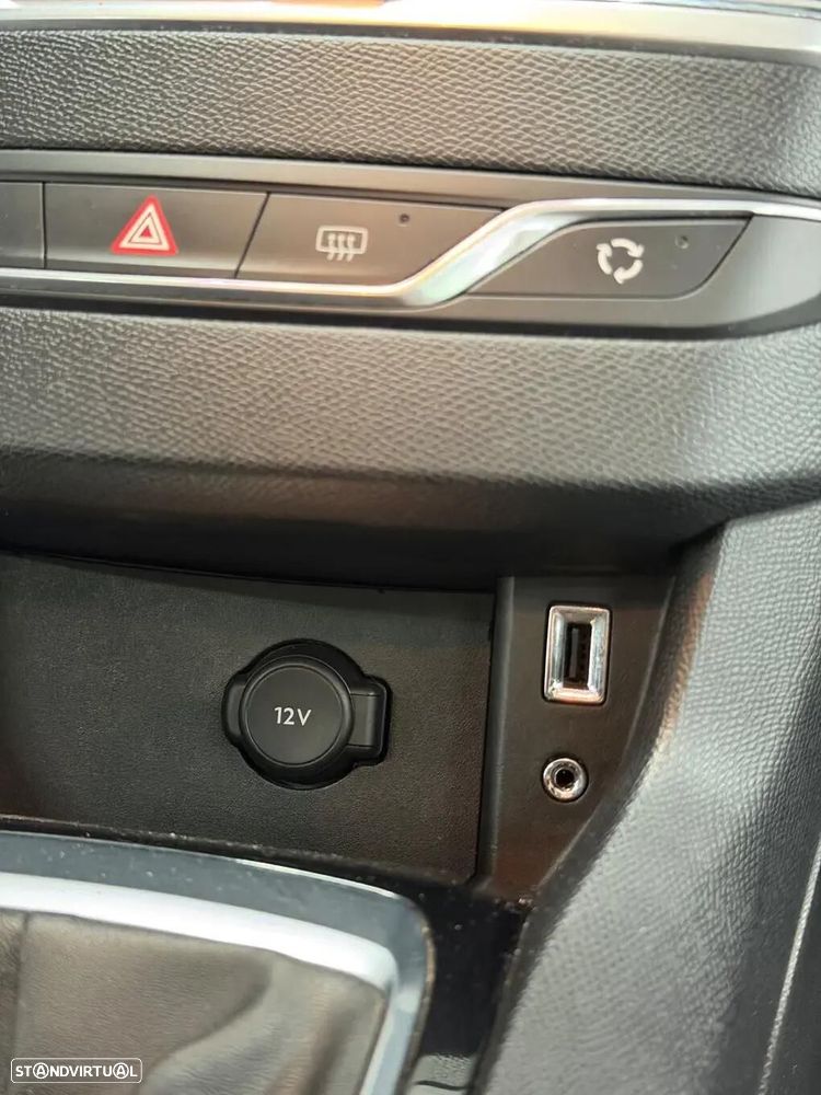 Peugeot 308 SW 1.6 BlueHDi Style - 18