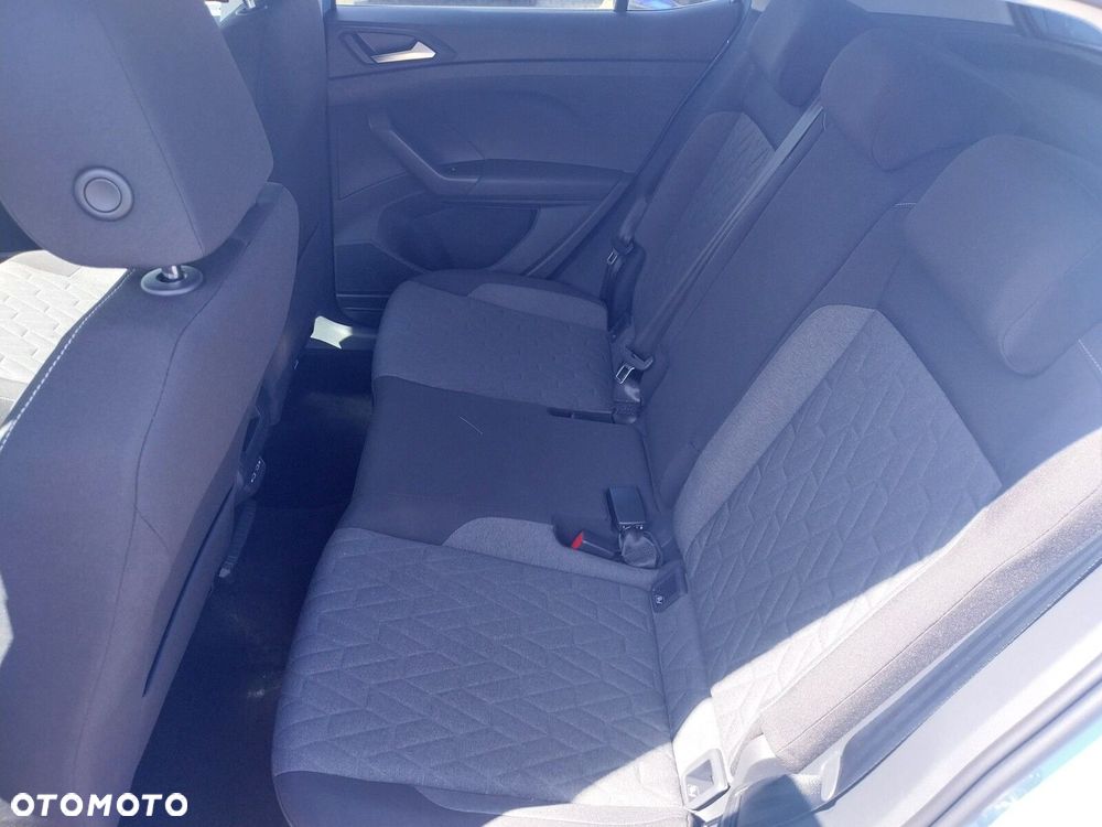 Volkswagen T-Cross - 16