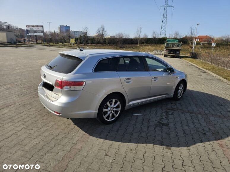 Toyota Avensis 2.2 D-CAT 2010 - 4