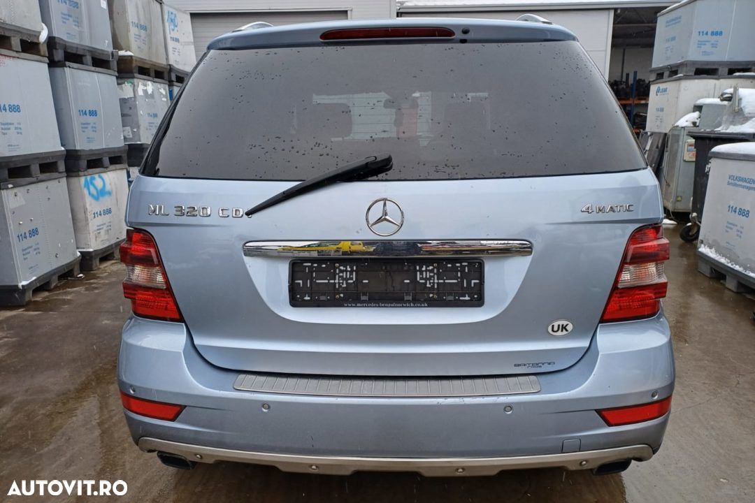 BARA SPATE COMPLECTA  CU SENZORI DE PARCARE MERCEDES  ML W164 FACELIFT 2008-2011 - 1