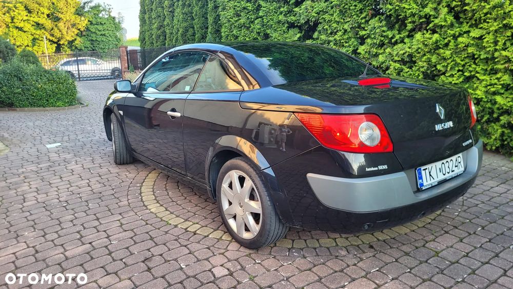 Renault Megane 1.6 Emotion - 14