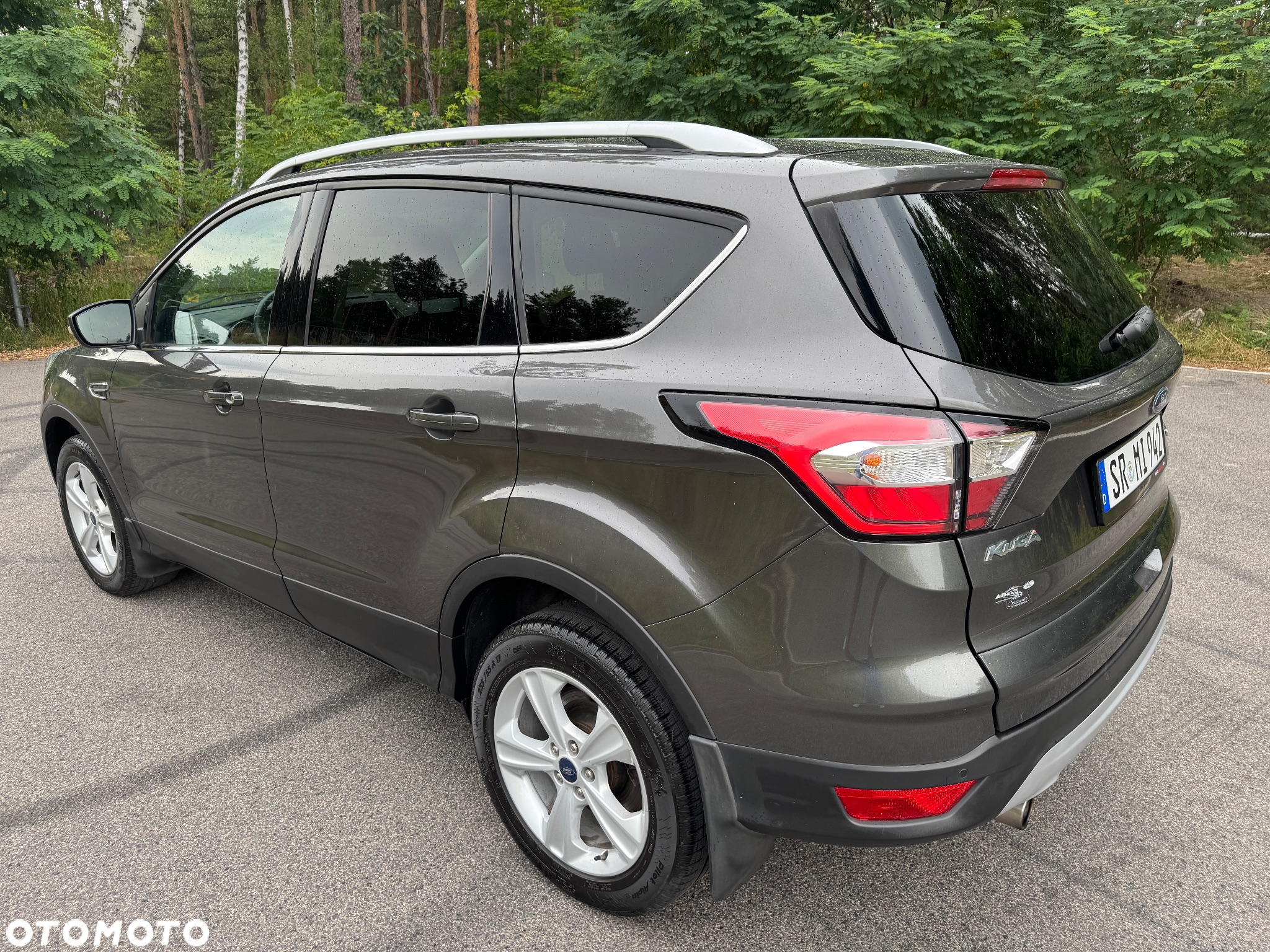 Ford Kuga 1.5 EcoBoost 2x4 Cool & Connect - 15