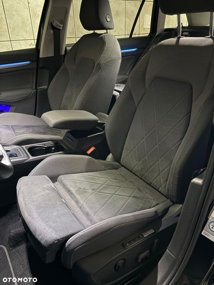 Volkswagen Golf - 17