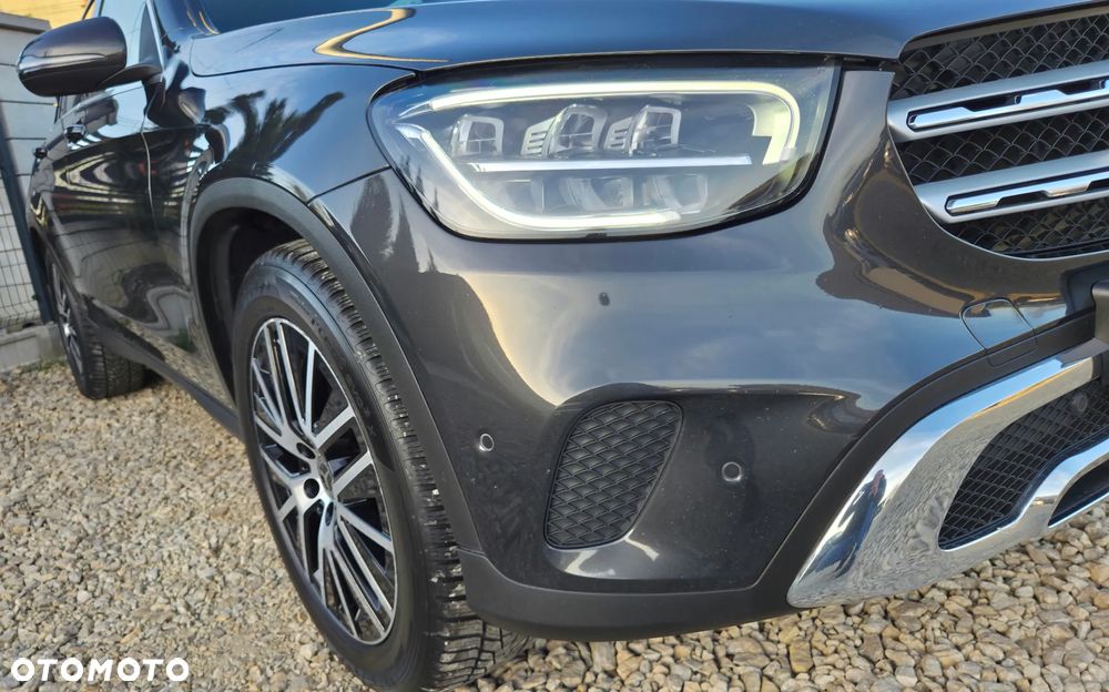 Mercedes-Benz GLC 200 d Business Edition - 34