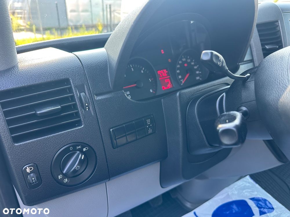 Volkswagen Crafter 2.0tdi 136ps 6oso brygadowka Maxi czarna - 8