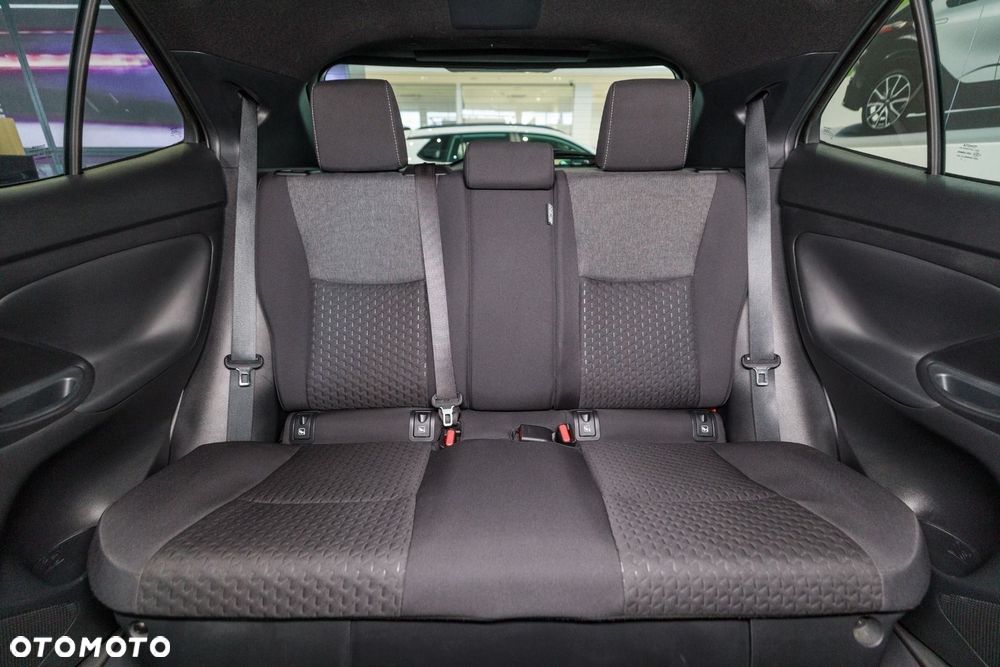 Toyota Yaris Cross Hybrid 1.5 Style AWD - 13