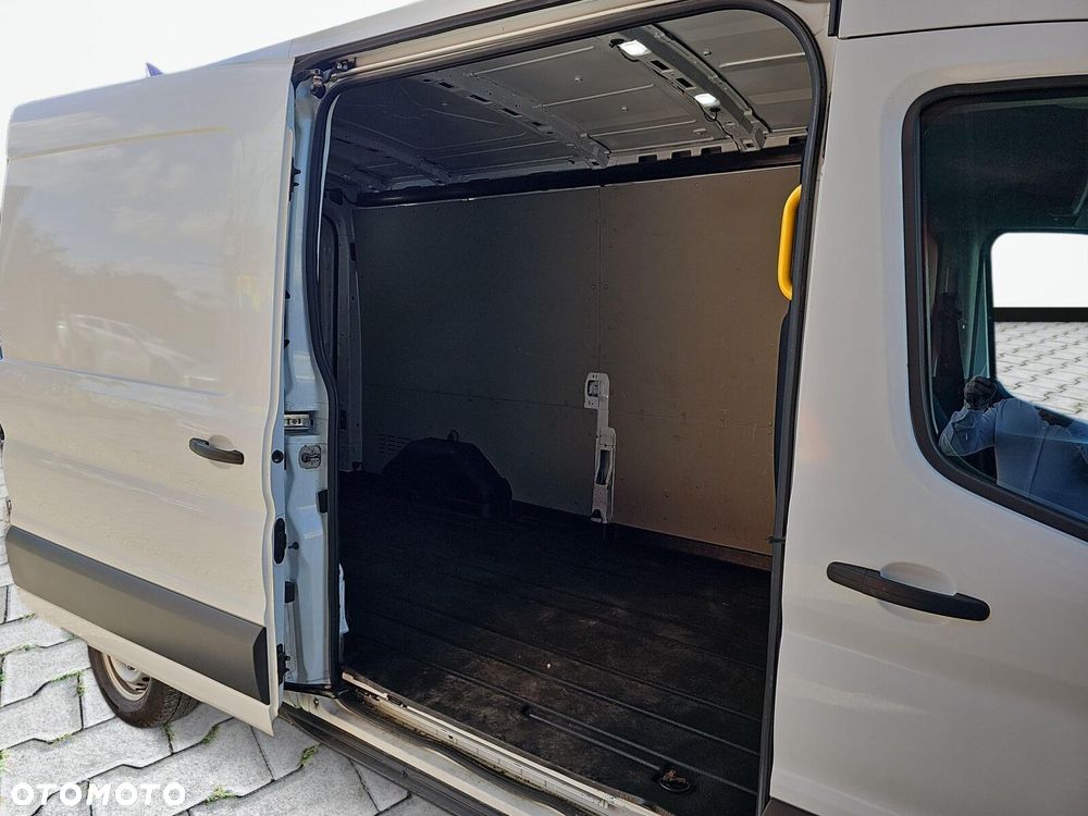 Ford transit - 29
