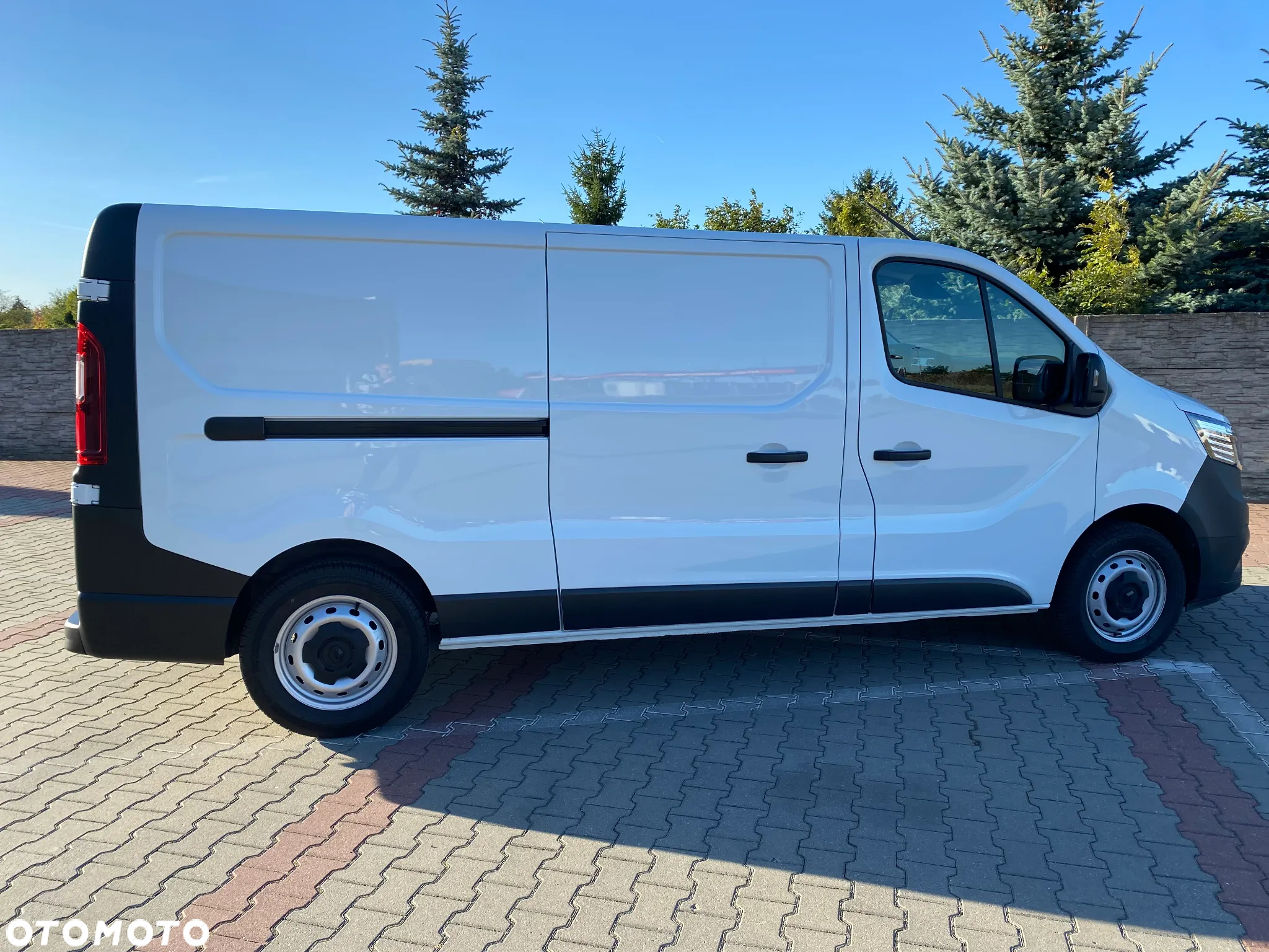 Renault TRAFIC L2H1 LONG 6 TYŚ KM PRZEBIEGU - 12