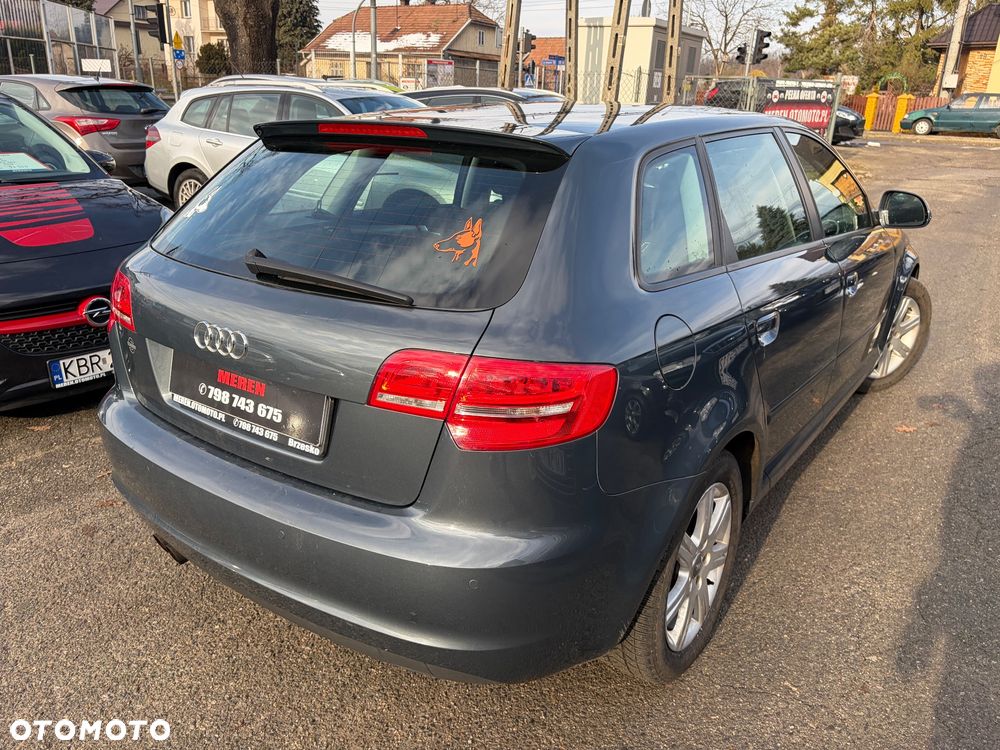 Audi A3 Sportback - 15