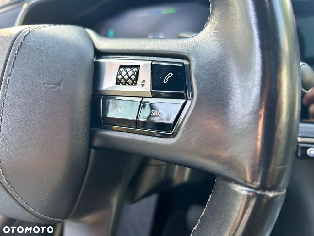 DS Automobiles DS 7 Crossback - 27