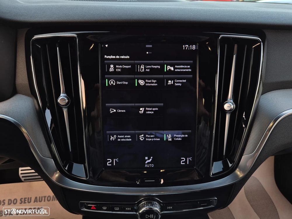 Volvo V60 2.0 B4 R-Design Geartronic - 37