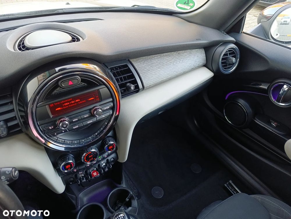 MINI ONE Standard - 39