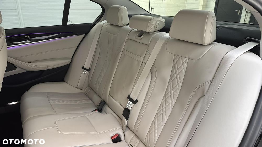 BMW Seria 5 520d xDrive MHEV Sport - 19