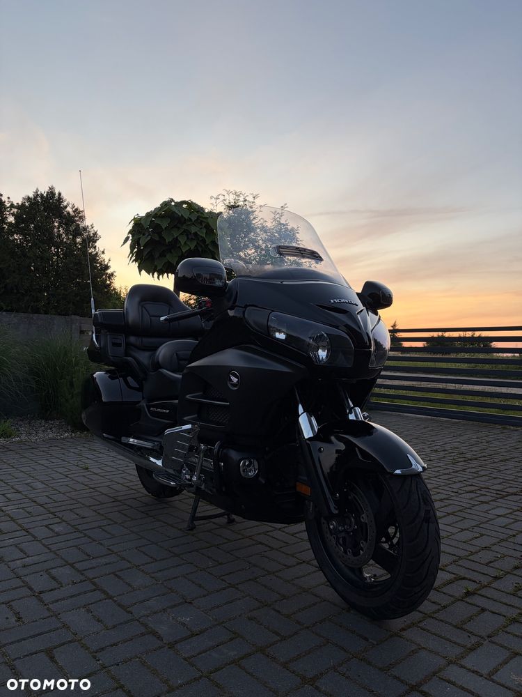 Honda GL - 1