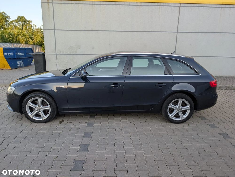 Audi A4 Avant 2.0 TDI ultra DPF Attraction - 8