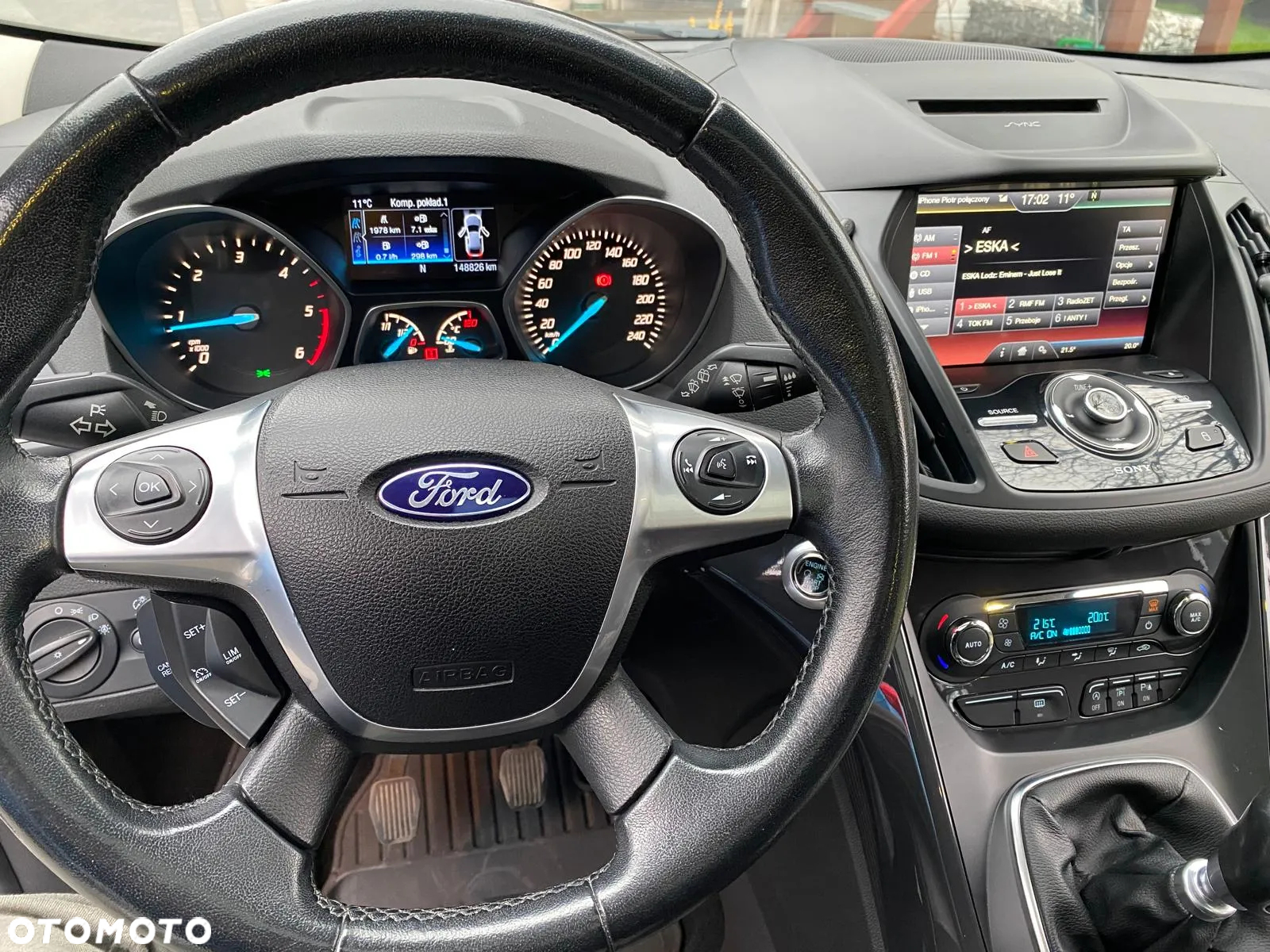 Ford Kuga 2.0 TDCi 2x4 Titanium - 12