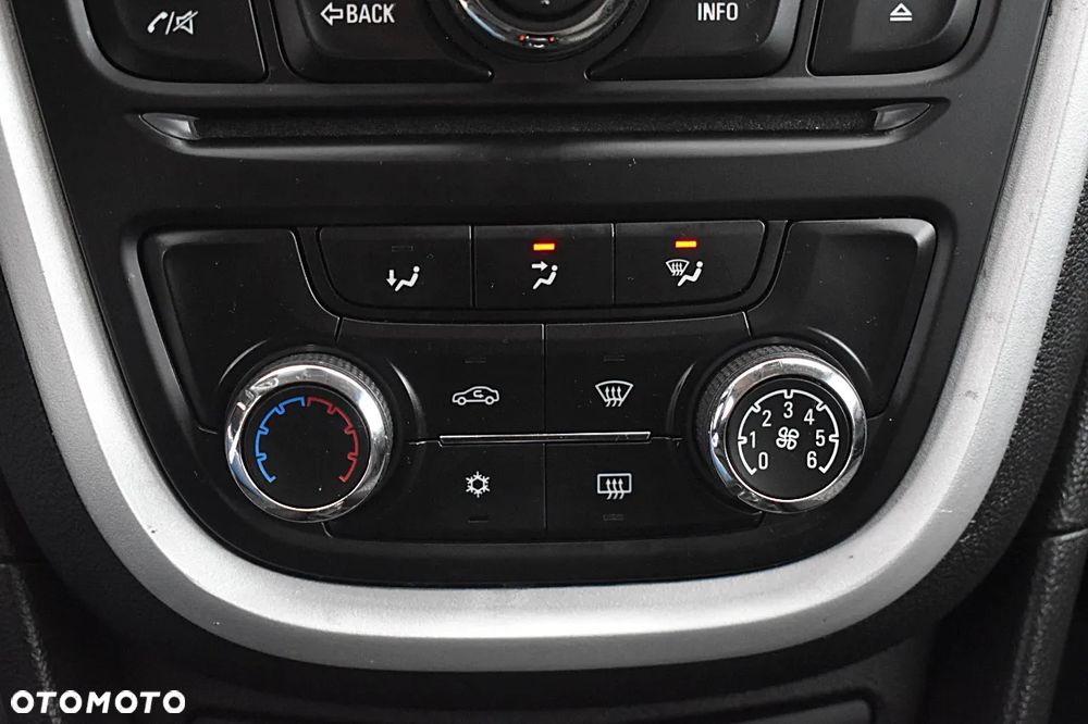 Opel Mokka 1.6 Enjoy S&S - 23