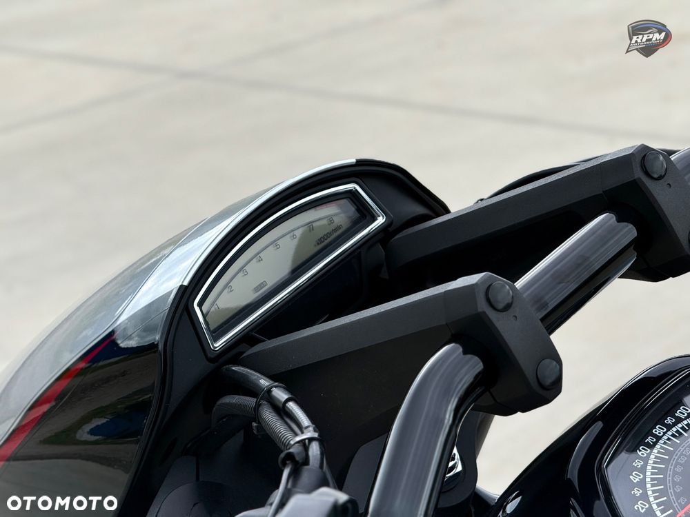 Suzuki Boulevard - 22