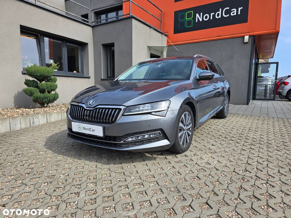 Skoda Superb 2.0 TDI SCR Style DSG - 2