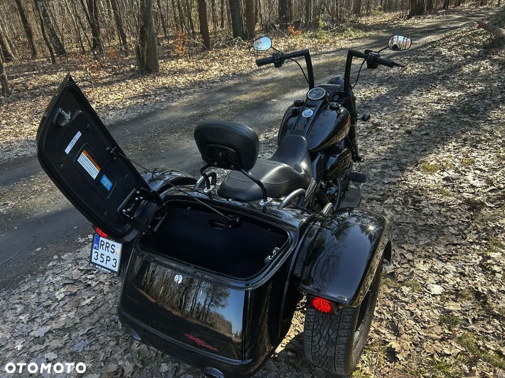 Harley-Davidson Trike Freewheeler - 5