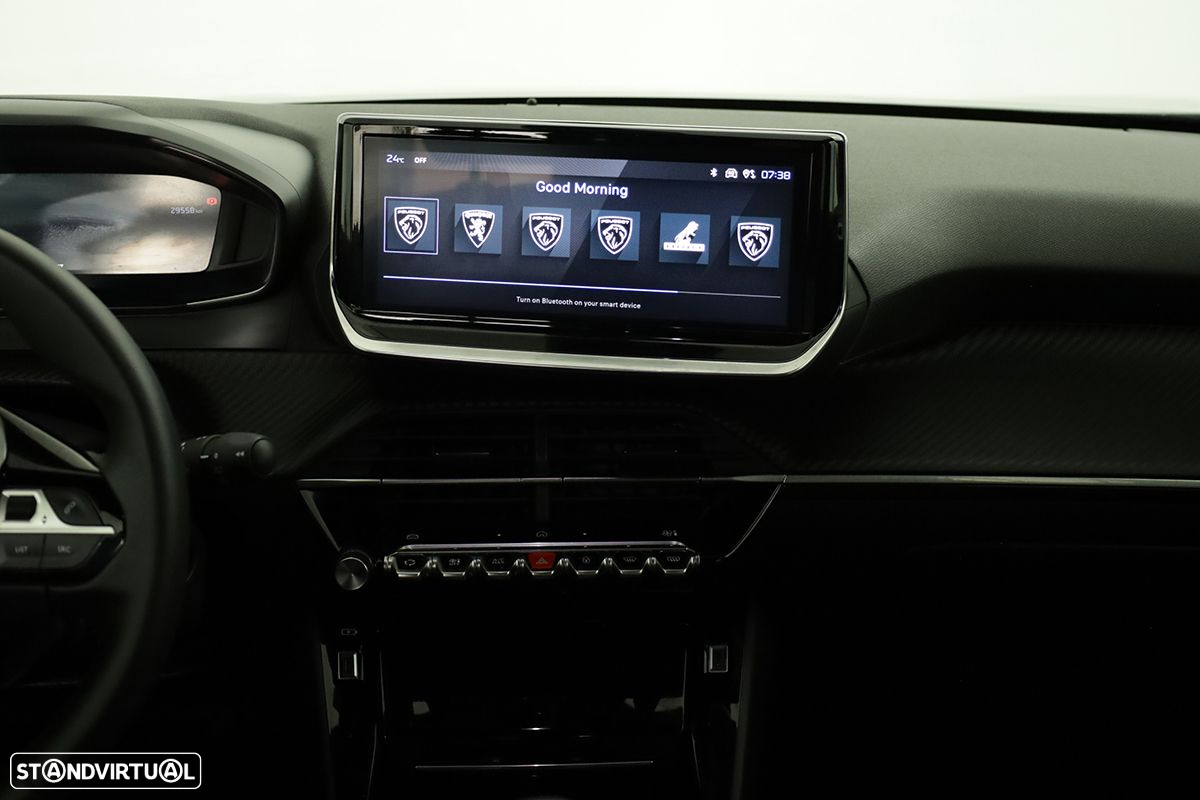 Peugeot 2008 1.2 PureTech Allure - 9