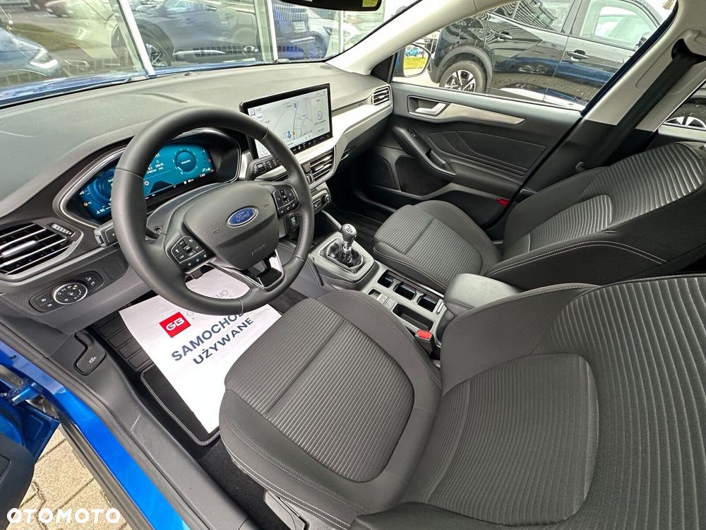 Ford Focus - 11