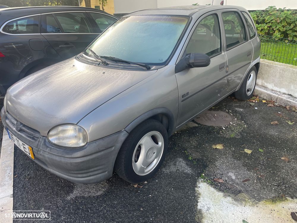 Opel Corsa 1.2 GLS - 3