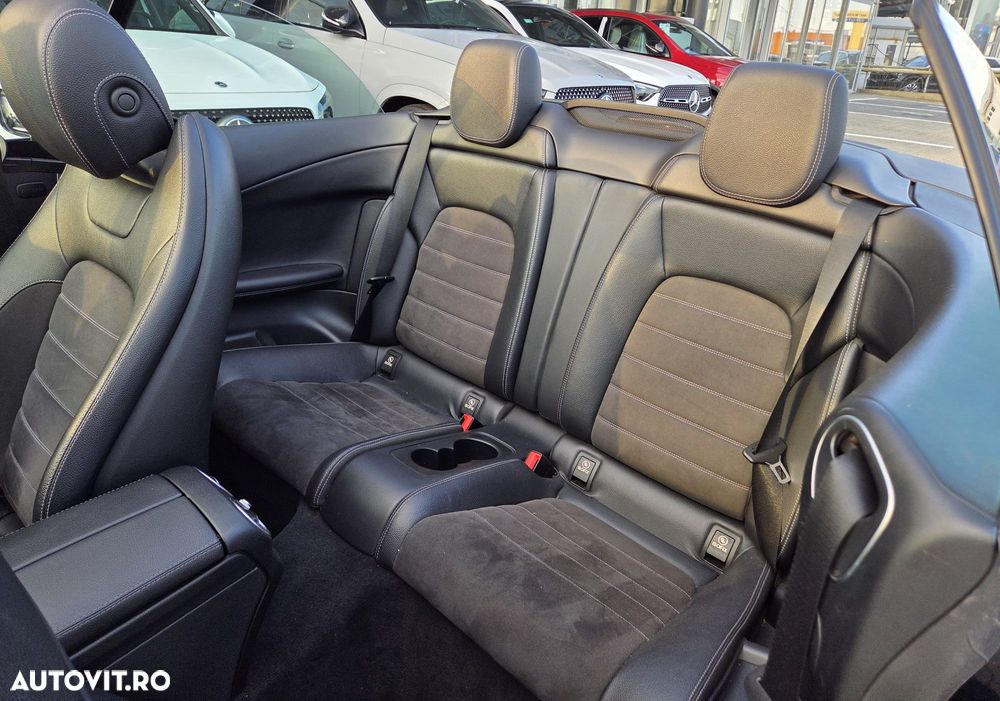 Mercedes-Benz C - 8