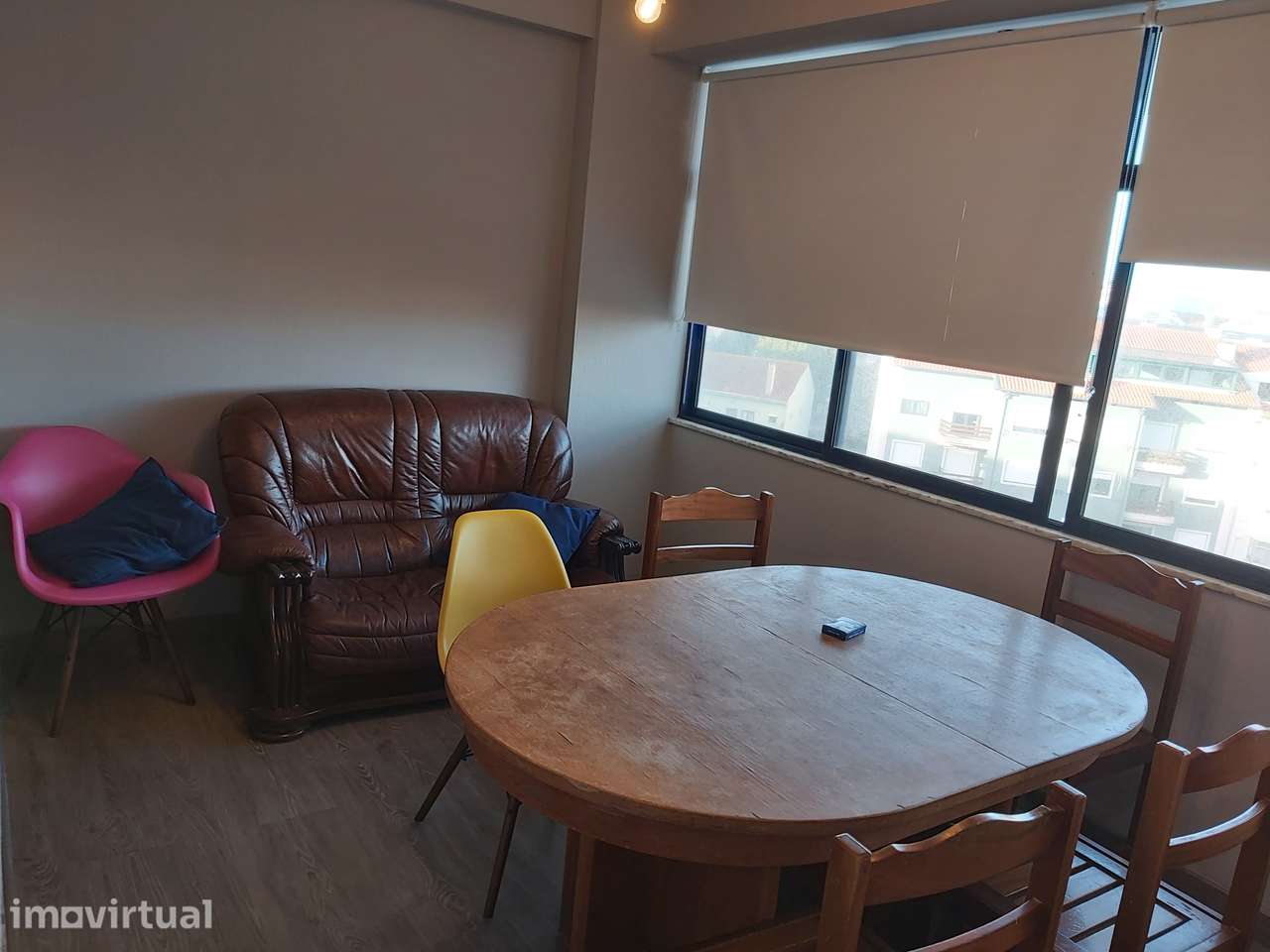 Arrendar alugar quarto Aveiro, 500m da Universidade. 4 Estudante. - Grande imagem: 4/13