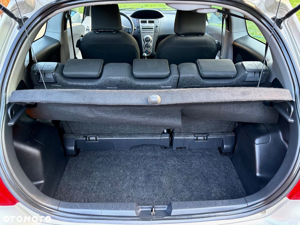 Toyota Yaris 1.33 Luna - 26