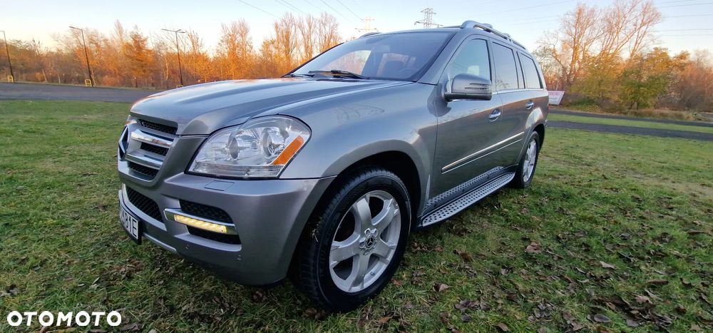 Mercedes-Benz GL 320 CDI 4Matic 7G-TRONIC - 25