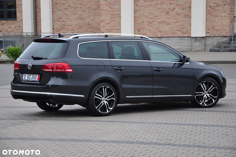 Volkswagen Passat Variant 2.0 TDI 4Motion DSG BlueMotion Tech Comfortline - 10