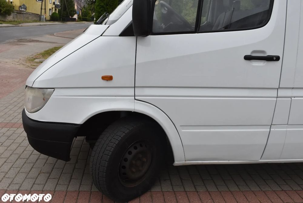 Mercedes-Benz SPRINTER - 27