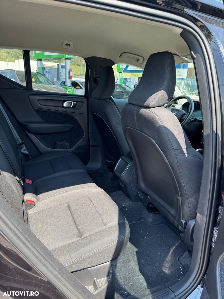 Volvo XC 40 D3 AWD Geartronic Momentum - 9