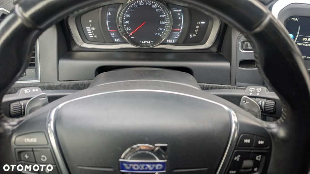 Volvo XC 60 T6 Geartronic Momentum - 12