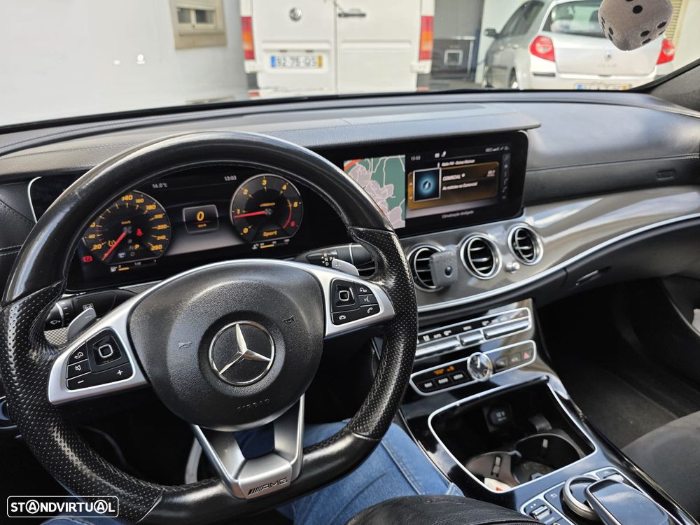 Mercedes-Benz E 220 d AMG Line - 9